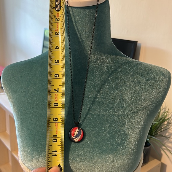 Grateful Dead Necklace - Picture 6 of 6